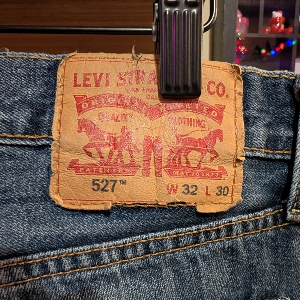 Levi's 527 32 X 30 Men's Distressed Jeans - Picture 4 of 6